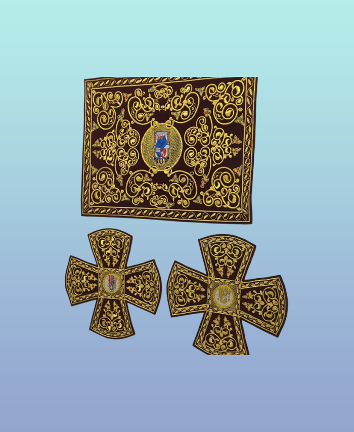 Holly Table Covers