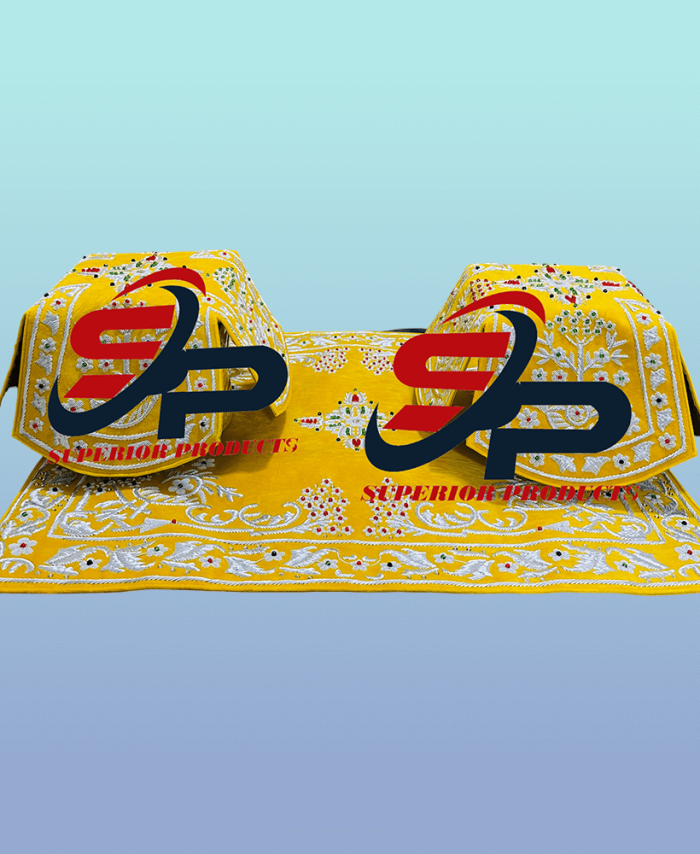 Holly Table Covers